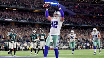 ARLINGTON, TX - OCTOBER 30: Jason Witten