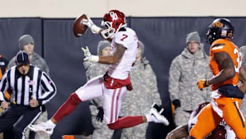 Nov 28, 2015; Stillwater, OK, USA; Oklahoma Sooners cornerback Jordan Thomas (7) against the Oklahoma State Cowboys at Boone Pickens Stadium. The Sooners defeated the Cowboys 58-23. Mandatory Credit: Mark J. Rebilas-USA TODAY Sports