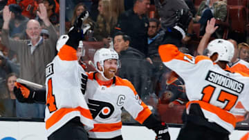 ANAHEIM, CA - OCTOBER 7: Wayne Simmonds