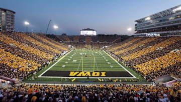 IOWA CITY, IOWA- SEPTEMBER 23: The Penn State Nittany Lions face off against the Iowa Hawkeyes, September 23, 2017 at Kinnick Stadium in Iowa City, Iowa. (Photo by Matthew Holst/Getty Images) *** Local Caption ***