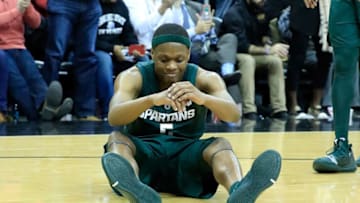 LOUISVILLE, KY - NOVEMBER 27: Cassius Winston #5 of the Michigan State Spartans reacts after being charged with his fifth foul during the 82-78 OT loss against the Louisville Cardinals at KFC YUM! Center on November 27, 2018 in Louisville, Kentucky. (Photo by Andy Lyons/Getty Images)