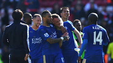 SUNDERLAND, UNITED KINGDOM - APRIL 10: Danny Simpson and Jamie Vardy of Leicester City celebrate victory after the Barclays Premier League match between Sunderland and Leicester City at the Stadium of Light on April 10, 2016 in Sunderland, England. (Photo by Shaun Botterill/Getty Images)