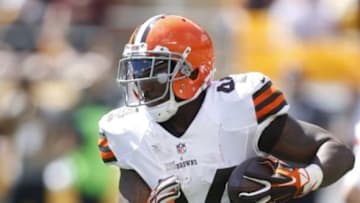 Sep 7, 2014; Pittsburgh, PA, USA; Cleveland Browns running back Ben Tate (44) rushes the ball against the Pittsburgh Steelers during the second quarter at Heinz Field. Mandatory Credit: Charles LeClaire-USA TODAY Sports