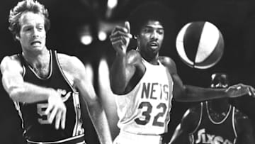 Julius Erving New York Nets of the American Basketball Assoc. 1975 (Photo by Sporting News/Sporting News via Getty Images)
