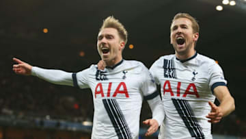 MANCHESTER, ENGLAND - FEBRUARY 14: Christian Eriksen (L) of Tottenham Hotspur celebrates scoring his team's second goal with Harry Kane of Tottenham Hotspur during the Barclays Premier League match between Manchester City and Tottenham Hotspur at Etihad Stadium on February 14, 2016 in Manchester, England. (Photo by Alex Livesey/Getty Images)
