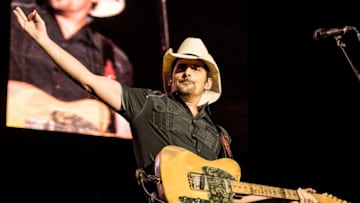 LOS ANGELES, CA - JANUARY 25: Brad Paisley performs at Staples Center on January 25, 2018 in Los Angeles, California. (Photo by Timothy Norris/Getty Images)
