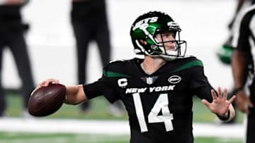 New York Jets quarterback Sam Darnold (14) throws against the Denver Broncos in the first half of a NFL game at MetLife Stadium on Thursday, Oct. 1, 2020, in East Rutherford.Nfl Jets Broncos