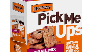 NEW Thomas'® Pick Me Ups™ Soft-Baked Oatmeal Squares, photo provided by Thomas'