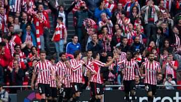 BILBAO, SPAIN - MARCH 18: Aritz Aduriz of Athletic Club celebrates after scoring goal during the La Liga match between Athletic Club Bilbao and Real Madrid at San Mames Stadium on March 18, 2017 in Bilbao, Spain. (Photo by Juan Manuel Serrano Arce/Getty Images)
