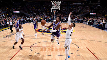 DENVER, CO - OCTOBER 23: De'Aaron Fox #5 of the Sacramento Kings shoots the ball against the Denver Nuggets on October 23, 2018 at Pepsi Center in Denver, Colorado. NOTE TO USER: User expressly acknowledges and agrees that, by downloading and or using this photograph, user is consenting to the terms and conditions of Getty Images License Agreement. Mandatory Copyright Notice: Copyright 2016 NBAE (Photo by Garrett Ellwood/NBAE via Getty Images)
