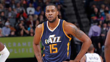 SACRAMENTO, CA - MARCH 5: Derrick Favors #15 of the Utah Jazz looks on during the game against the Sacramento Kings on March 5, 2017 at Golden 1 Center in Sacramento, California. Mandatory Copyright Notice: Copyright 2017 NBAE (Photo by Rocky Widner/NBAE via Getty Images)