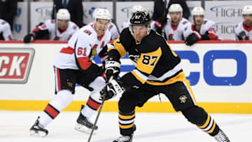 PITTSBURGH, PA - FEBRUARY 01: Sidney Crosby #87 of the Pittsburgh Penguins skates with the puck during the game against the Ottawa Senators at PPG PAINTS Arena on February 1, 2019 in Pittsburgh, Pennsylvania. (Photo by Justin Berl/Icon Sportswire via Getty Images)