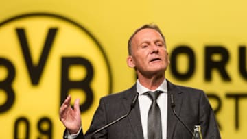 DORTMUND, GERMANY - NOVEMBER 25: (BILD ZEITUNG OUT) CEO Hans-Joachim Watzke of Borussia Dortmund gestures during the shareholders' meeting of Borussia Dortmund at Westfalenhalle on November 25, 2019 in Dortmund, Germany. (Photo by TF-Images/Getty Images)