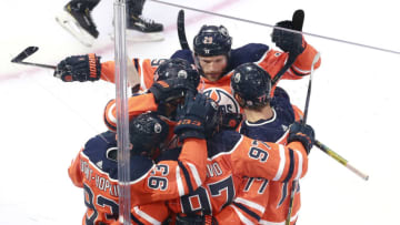 Edmonton Oilers (Photo by Jeff Vinnick/Getty Images)