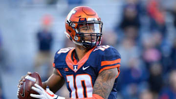 CHAMPAIGN, IL - NOVEMBER 25: Illinois Fighting Illini quarterback Cam Thomas (10) looks to pass the football during the game between the Illinois Fighting Illini and the Northwestern Wildcats on November 25, 2017 at Memorial Stadium in Champaign, Illinois. (Photo by Quinn Harris/Icon Sportswire via Getty Images)