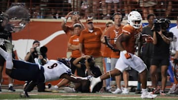 Bijan Robinson, Texas football