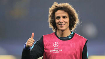 LONDON, ENGLAND - OCTOBER 18: David Luiz of Chelsea warms up during the UEFA Champions League group C match between Chelsea FC and AS Roma at Stamford Bridge on October 18, 2017 in London, United Kingdom. (Photo by Richard Heathcote/Getty Images)
