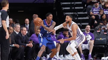 SACRAMENTO, CA - NOVEMBER 25: Lou Williams