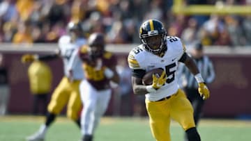 MINNEAPOLIS, MN - OCTOBER 8: Akrum Wadley