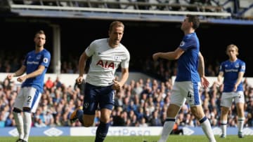 LIVERPOOL, ENGLAND - SEPTEMBER 09: Harry Kane of Tottenham Hotspur celebrates scoring his sides third goal during the Premier League match between Everton and Tottenham Hotspur at Goodison Park on September 9, 2017 in Liverpool, England. (Photo by Jan Kruger/Getty Images)