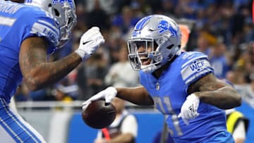 DETROIT, MI - DECEMBER 31: Ameer Abdullah #21 of the Detroit Lions celebrates his touchdown against the Green Bay Packers during the fourth quarter at Ford Field on December 31, 2017 in Detroit, Michigan. (Photo by Gregory Shamus/Getty Images)
