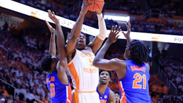 KNOXVILLE, TENNESSEE - FEBRUARY 09: Admiral Schofield #5 of the Tennessee Volunteers shoots the ball against the Florida Gators at Thompson-Boling Arena on February 09, 2019 in Knoxville, Tennessee. (Photo by Andy Lyons/Getty Images)