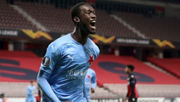 Slavia Prague's Senegalese forward Abdallah Sima celebrates after scoring a goal during the UEFA Europa League Group C football match between OGC Nice and Slavia Prague at the Allianz Riviera stadium in Nice on November 26, 2020. (Photo by Valery HACHE / AFP) (Photo by VALERY HACHE/AFP via Getty Images)