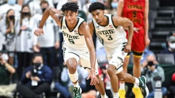 Michigan State's Max Christie moves with the ball against Ferris State during the first half on Wednesday, Oct. 27, 2021, at the Breslin Center in East Lansing.211027 Msu Ferris 107a
