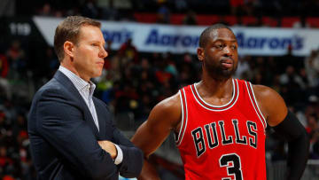 ATLANTA, GA - NOVEMBER 09: Fred Hoiberg of the Chicago Bulls and Dwyane Wade