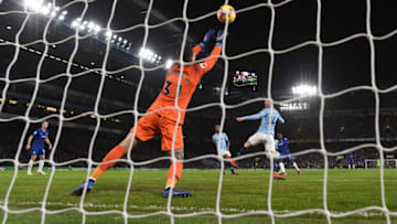 LONDON, ENGLAND - DECEMBER 08: N'golo Kante of Chelsea scores his team's first goal during the Premier League match between Chelsea FC and Manchester City at Stamford Bridge on December 8, 2018 in London, United Kingdom. (Photo by Shaun Botterill/Getty Images)
