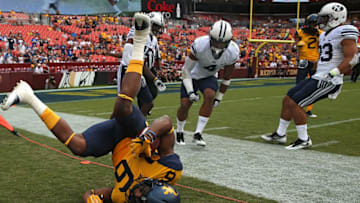 LANDOVER, MD - SEPTEMBER 24: Daikiel Shorts