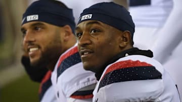 EUGENE, OR - NOVEMBER 18: Quarterback Khalil Tate