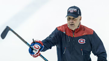 BROSSARD, QC - FEBRUARY 17: Head coach of the Montreal Canadiens Claude Julien instructs his team during the Montreal Canadiens practice session at the Bell Sports Complex on February 17, 2017 in Brossard, Quebec, Canada. (Photo by Minas Panagiotakis/Getty Images)