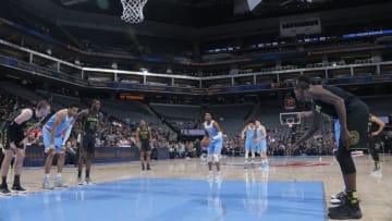 SACRAMENTO, CA - MARCH 22: De'Aaron Fox