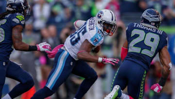 SEATTLE, WA - OCTOBER 13: Wide receiver Nate Washington #85 of the Tennessee Titans rushes against free safety Earl Thomas #29 of the Seattle Seahawks at CenturyLink Field on October 13, 2013 in Seattle, Washington. (Photo by Otto Greule Jr/Getty Images)