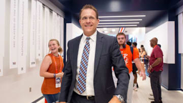Head coach Gus Malzahn of the Auburn Tigers (Photo by Michael Chang/Getty Images)