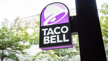 SHENZHEN, CHINA - 2020/10/05: American fast food restaurants chain Taco Bell logo seen at a store. (Photo by Alex Tai/SOPA Images/LightRocket via Getty Images)