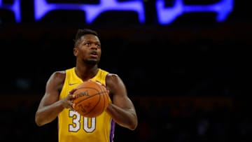 LOS ANGELES, CA - OCTOBER 31: Julius Randle