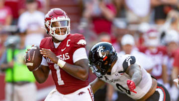 Cincinnati Bearcats linebacker Ivan Pace Jr records a sack against Arkansas Razorbacks. Getty Images.