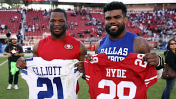 SANTA CLARA, CA - OCTOBER 02: (R-L) Running backs Ezekiel Elliott