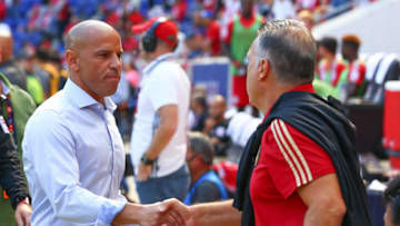 HARRISON, NJ - SEPTEMBER 30: New York Red Bulls head coach Chris Armas shakes hands with Atlanta United head coach Gerardo "Tata" Martino prior to the Major League Soccer game between the New York Red Bulls and Atlanta United on September 30, 2018 at Red Bull Arena in Harrison, NJ. (Photo by Rich Graessle/Icon Sportswire via Getty Images)