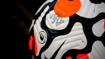 Official Premier League Nike Strike Aerowsculpt 21/22 match ball (Photo by Robbie Jay Barratt - AMA/Getty Images)