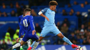 LONDON, ENGLAND - APRIL 26: Jadon Sancho of Manchester City and Mason Mount of Chelsea in action during the FA Youth Cup Final, second leg between Chelsea and Mancherster City at Stamford Bridge on April 26, 2017 in London, England. (Photo by Steve Bardens/Getty Images)