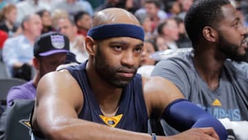 SACRAMENTO, CA - MARCH 27: Vince Carter
