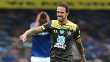 Southampton's English striker Danny Ings celebrates scoring the opening goal during the English Premier League football match between Everton and Southampton at Goodison Park in Liverpool, north west England on July 9, 2020. (Photo by Peter Byrne / POOL / AFP) / RESTRICTED TO EDITORIAL USE. No use with unauthorized audio, video, data, fixture lists, club/league logos or 'live' services. Online in-match use limited to 120 images. An additional 40 images may be used in extra time. No video emulation. Social media in-match use limited to 120 images. An additional 40 images may be used in extra time. No use in betting publications, games or single club/league/player publications. / (Photo by PETER BYRNE/POOL/AFP via Getty Images)