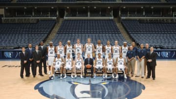 MEMPHIS, TN - APRIL 19: The Memphis Grizzlies pose for a team photo on April 19, 2004 at the FedEx Forum in Memphis, Tennessee. NOTE TO USER: User expressly acknowledges and agrees that, by downloading and or using this photograph, User is consenting to the terms and conditions of the Getty Images License Agreement. Mandatory Copyright Notice: Copyright 2005 NBAE (Photo by Joe Murphy/NBAE via Getty Images)