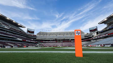 Mandatory Credit: Troy Taormina-USA TODAY Sports