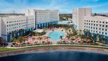 19-39228 Surfside Pre-Open Shoot 062219, Loews Hotels, Exterior, Lifestyle, Pool, Poolside, Endless Summer, Bus