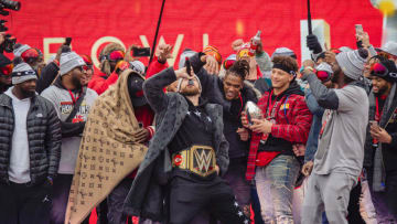 KANSAS CITY, MO - FEBRUARY 05: Travis Kelce #87 of the Kansas City Chiefs addresses the fans during the Kansas City Chiefs Victory Parade on February 5, 2020 in Kansas City, Missouri. (Photo by Kyle Rivas/Getty Images)