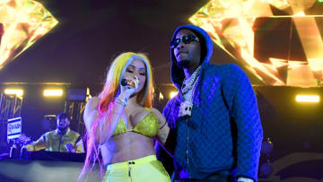 EAST RUTHERFORD, NEW JERSEY - JUNE 02: Offset and Cardi B perform during Summer Jam 2019 at MetLife Stadium on June 02, 2019 in East Rutherford, New Jersey. (Photo by Nicholas Hunt/Getty Images)